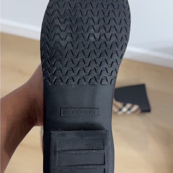 Burberry Black and Tan Plaid Rain Boots - Picture 4 of 4